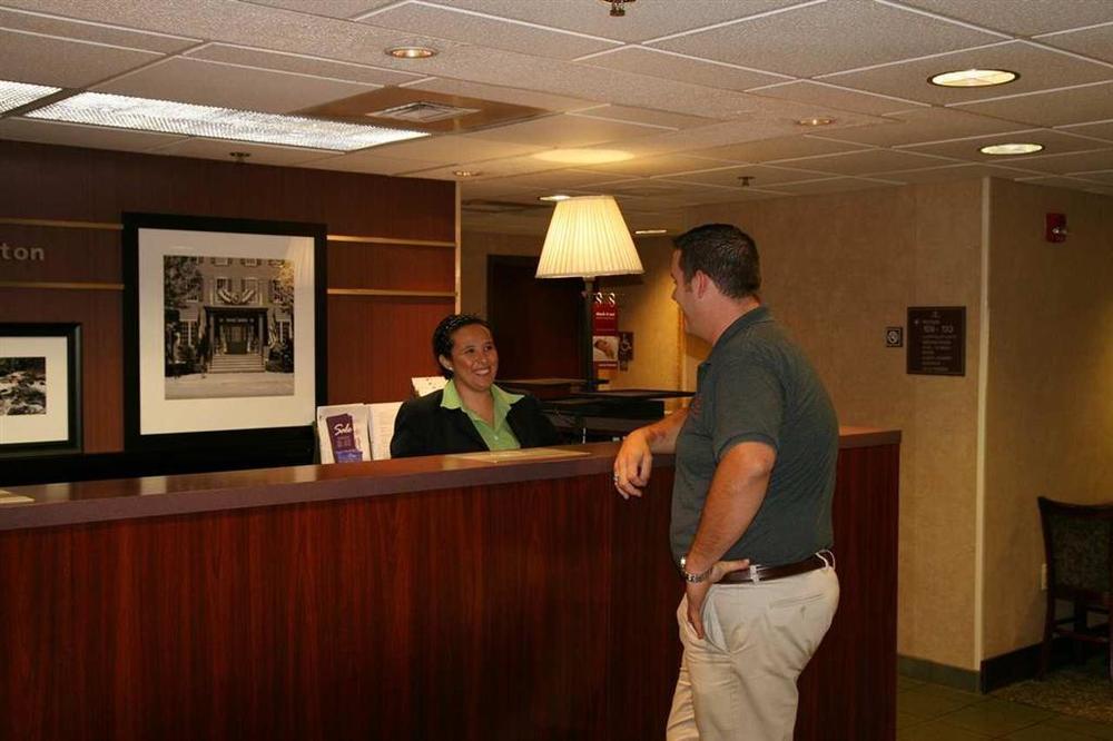 Hampton Inn Flemington İç mekan fotoğraf