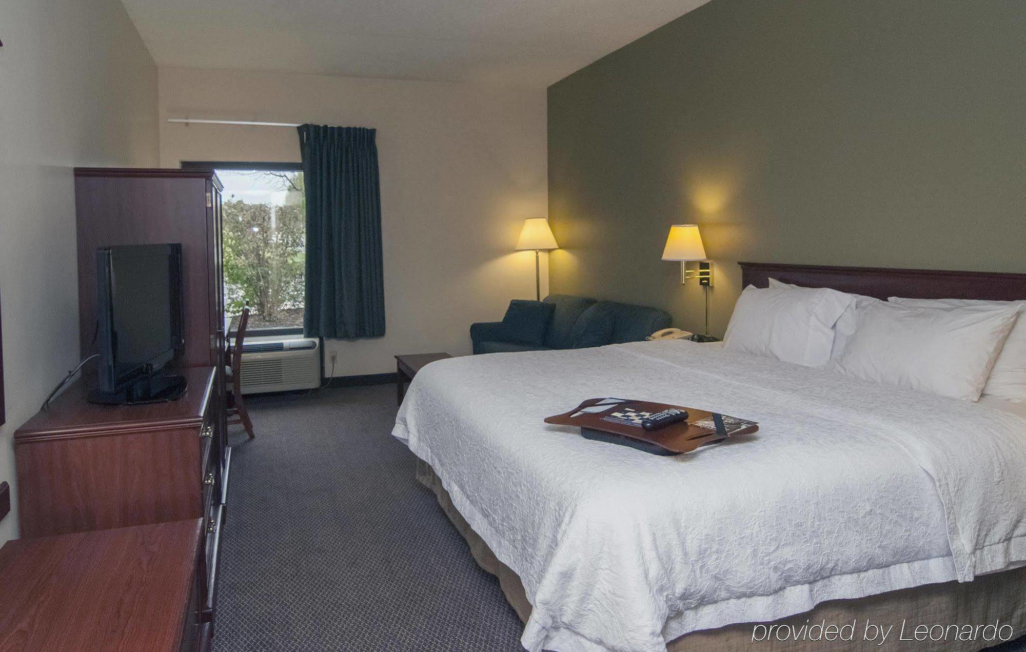 Hampton Inn Flemington Dış mekan fotoğraf